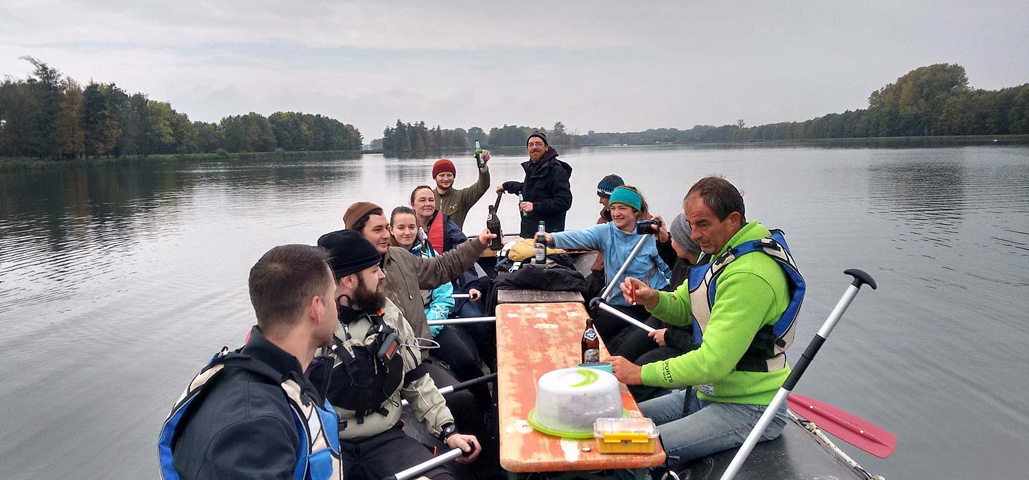Softrafting Flossfahrt auf der Donau als Teamausflug